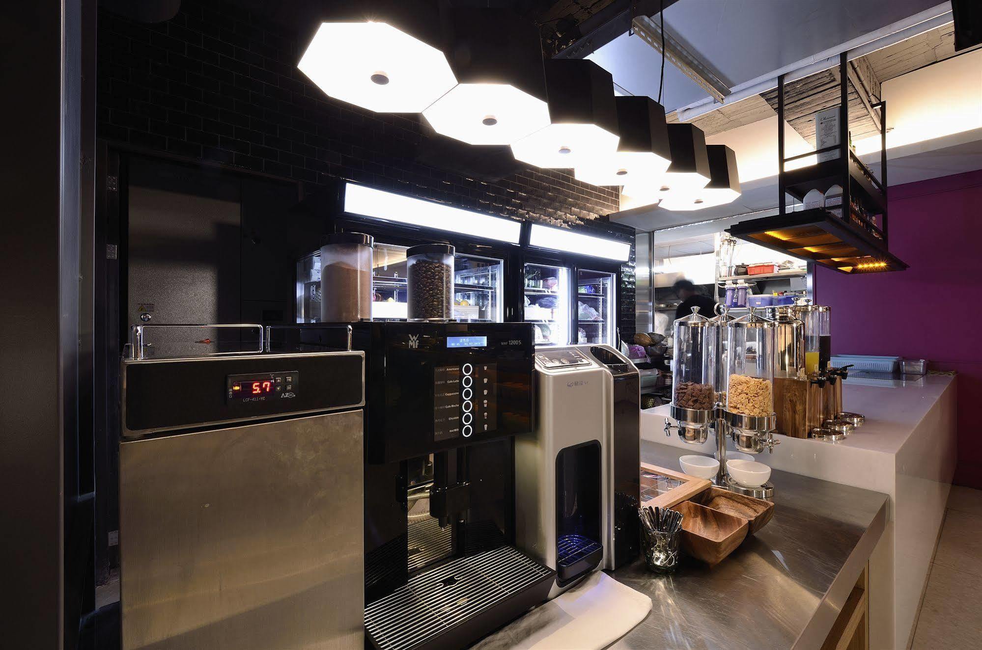 Reddot Hotel Taichung Eksteriør bilde